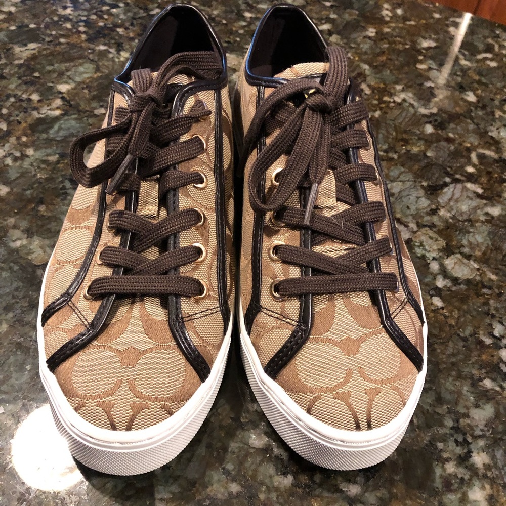 Women’s Coach Tennis Shoes.